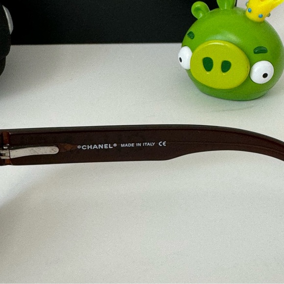 CHANEL RHINESTONE SUNGLASSES - Picture 7 of 10